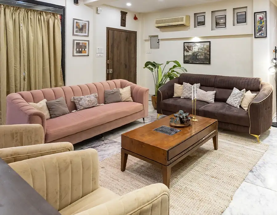 Kanha Kalindi Shilphata Banner 01 Mobile